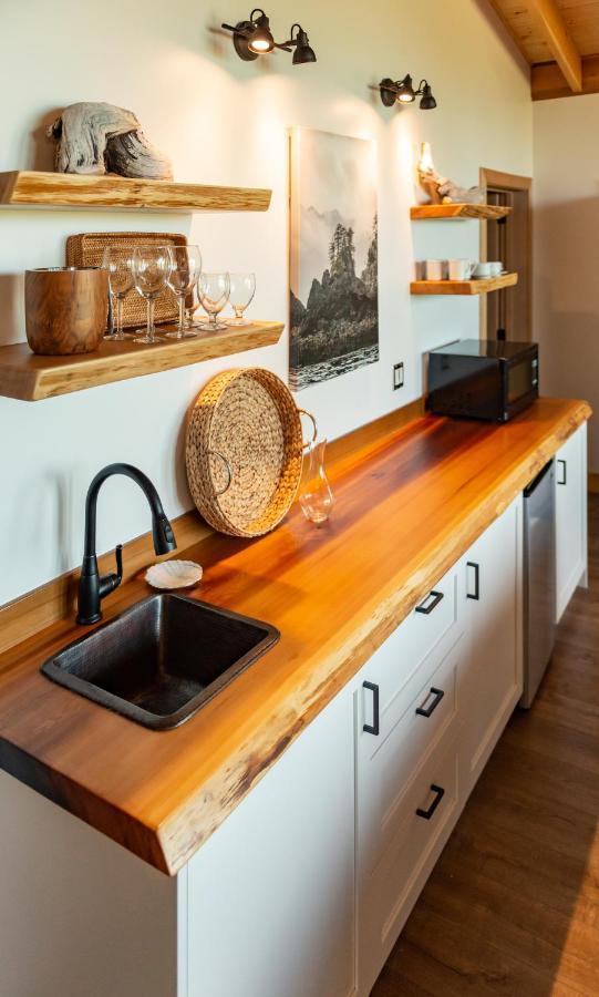 Haida House At Tllaal Tlell エクステリア 写真
